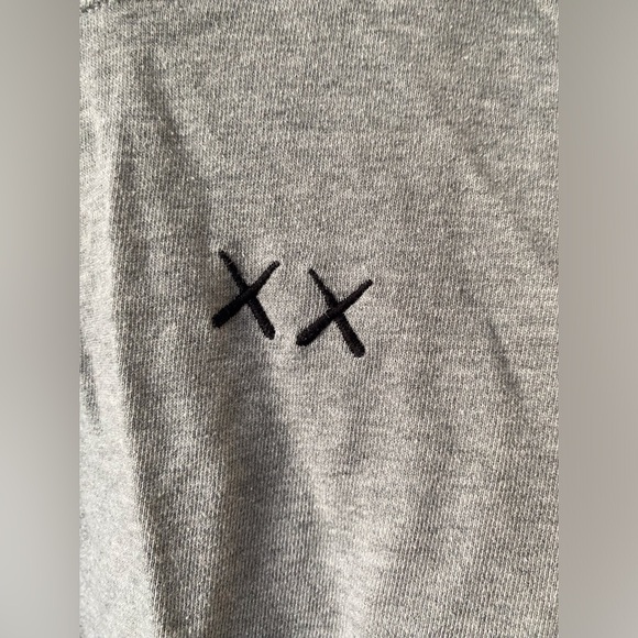 Kaws x Uniqlo x Sesame Street XX Hoodie Gray (S) - Picture 7 of 12